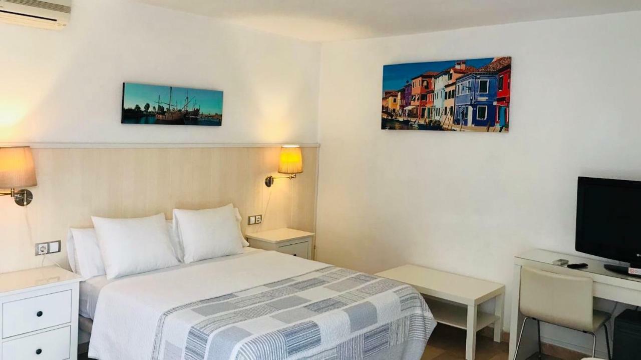 Punta Umbría Hostal Playa מראה חיצוני תמונה