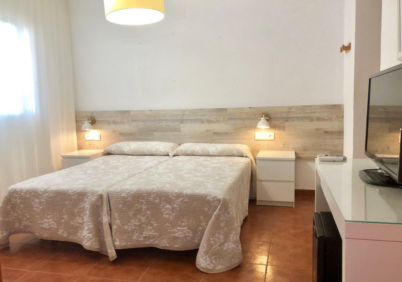 Punta Umbría Hostal Playa מראה חיצוני תמונה